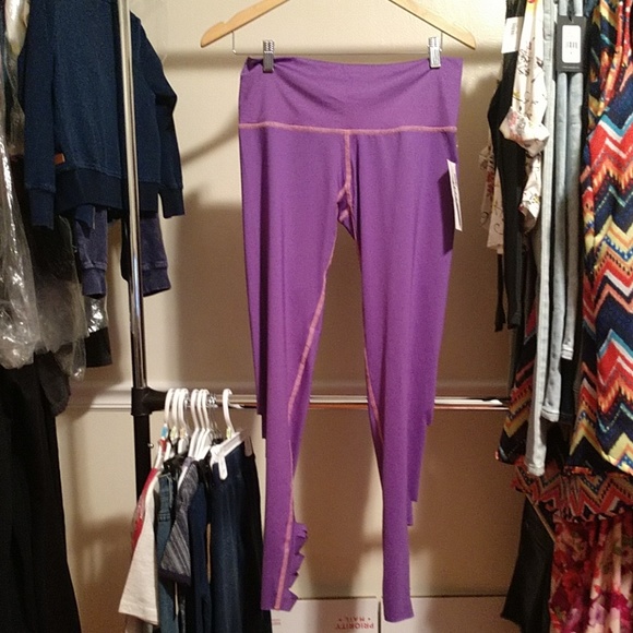 🎈 Teeki Janis Leggings, NWT - Picture 3 of 8